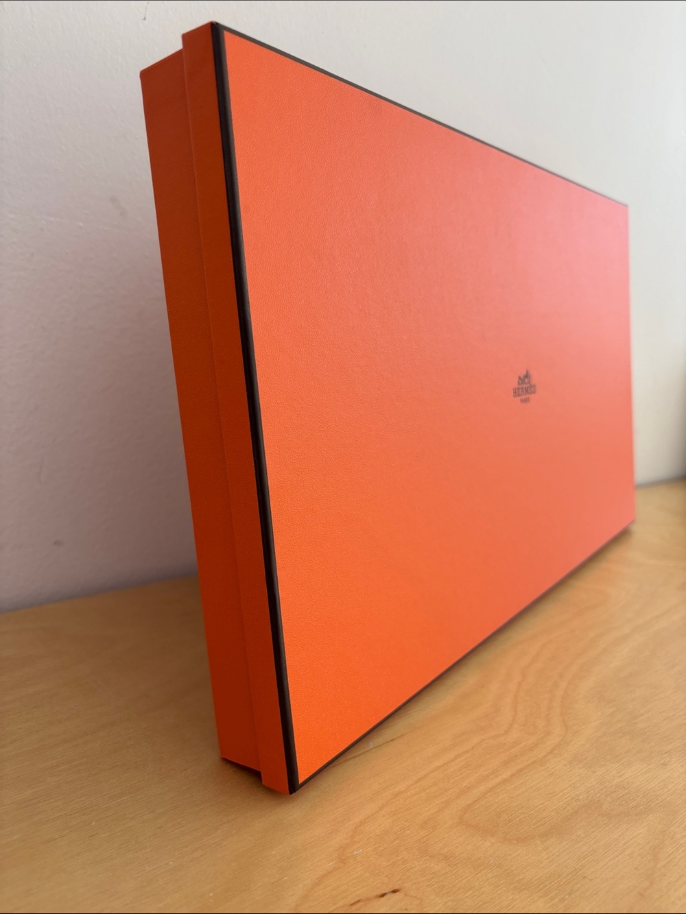 HERMES BOX - Picture 2 of 4